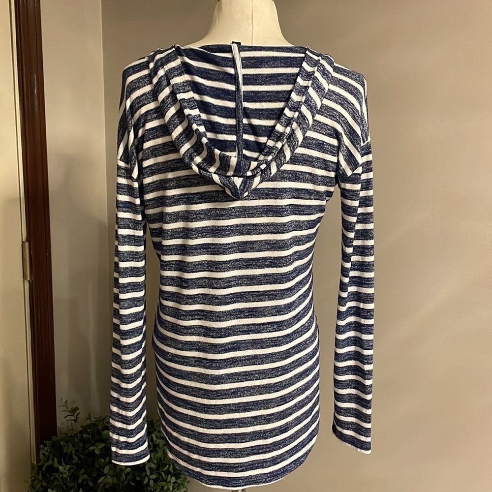BANANA REPUBLIC women’s LUXESPUN striped hoodie blue white pullover stretchy XS - Picture 5 of 9